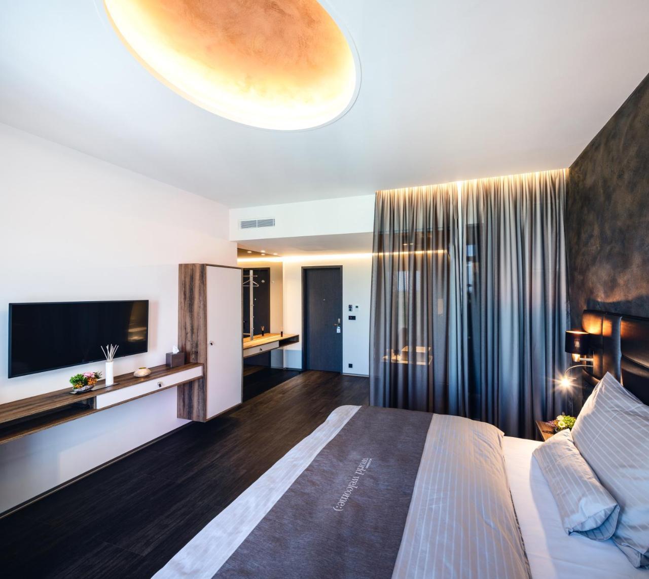 Nutrend World Hotel Olomouc Ngoại thất bức ảnh