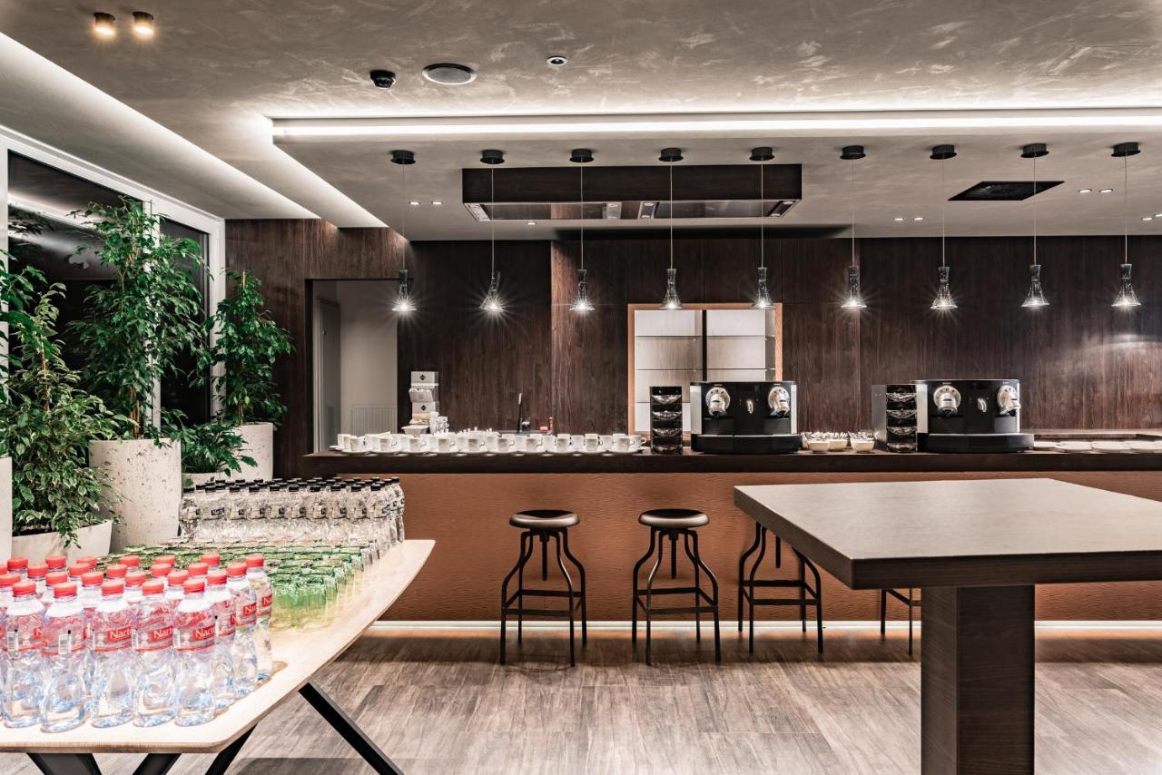 Nutrend World Hotel Olomouc Ngoại thất bức ảnh