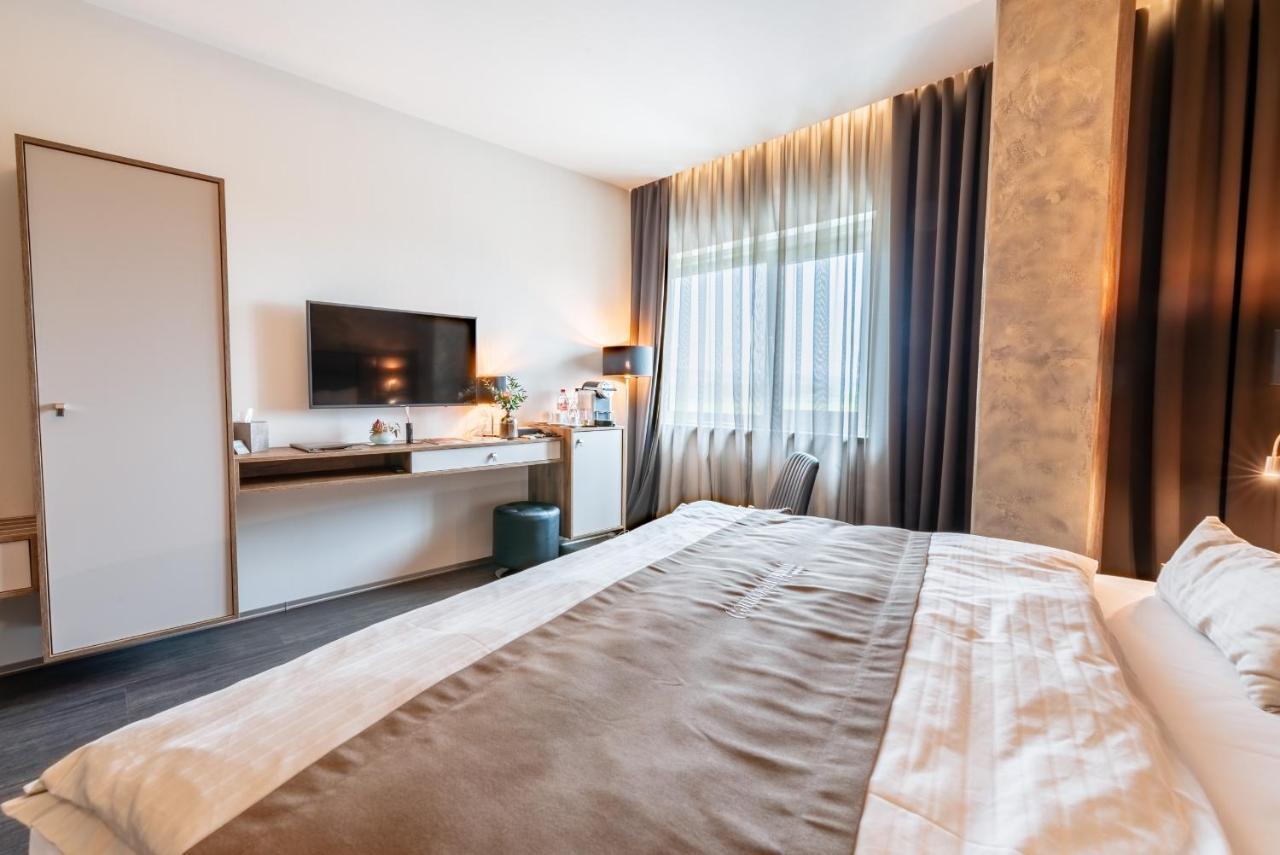 Nutrend World Hotel Olomouc Ngoại thất bức ảnh